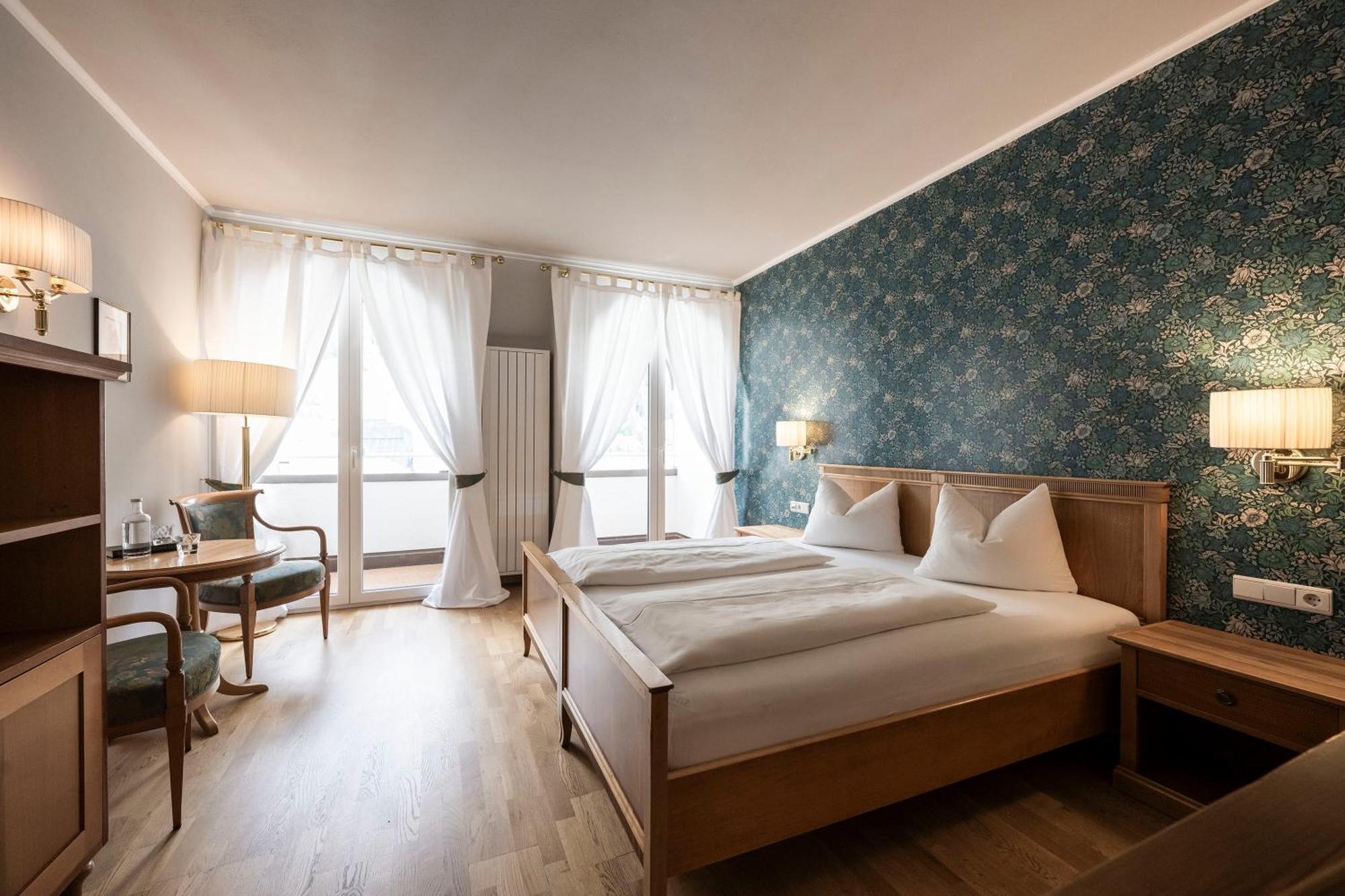 Post Hotel - Tradition & Lifestyle Adults Only San Candido Exterior photo